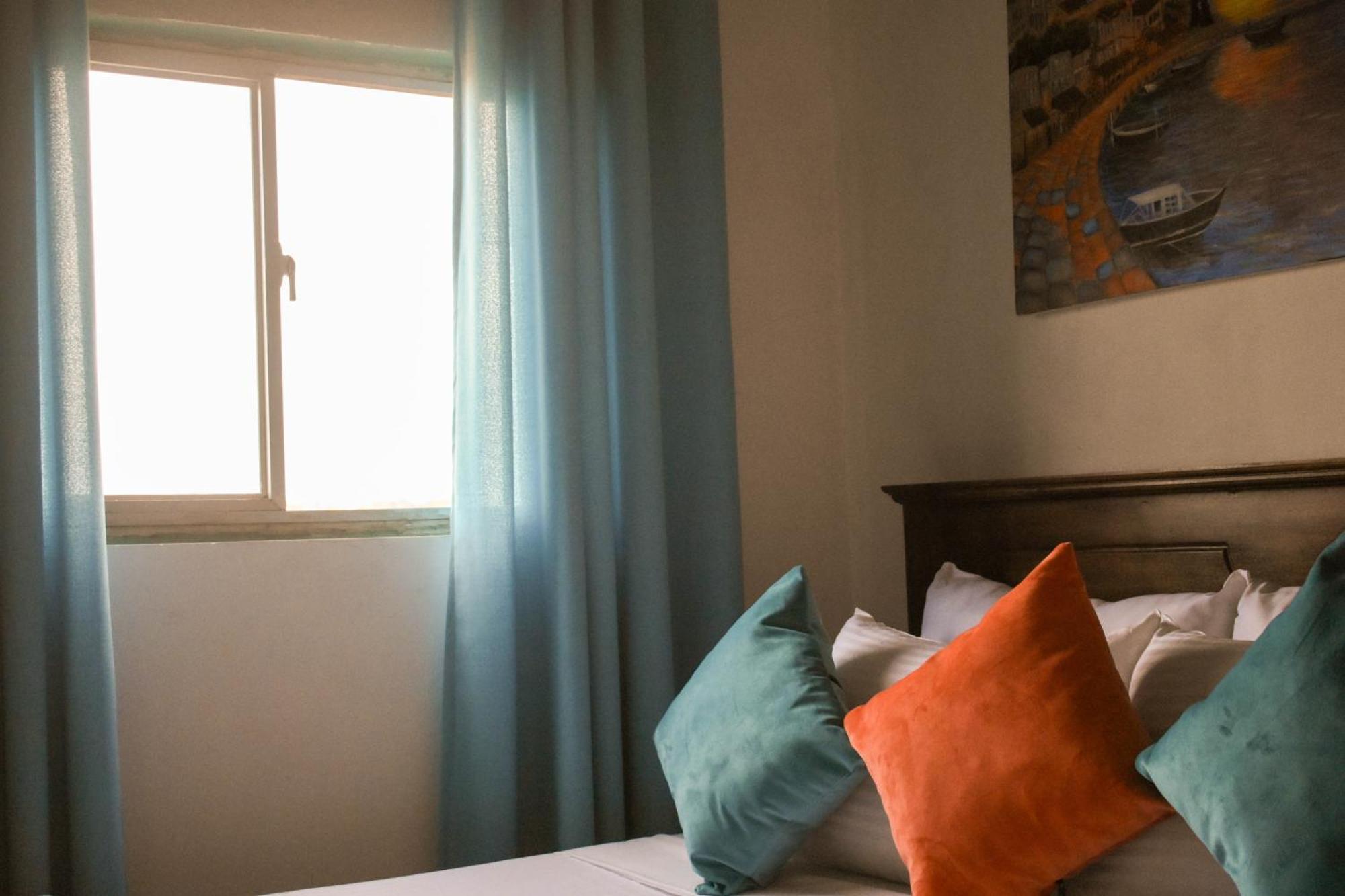 Bhashiz Villa Negombo Oda fotoğraf